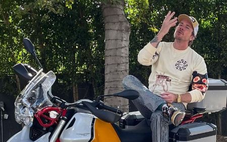 Dax Shepard is an actor, filmmaker, and comedian.